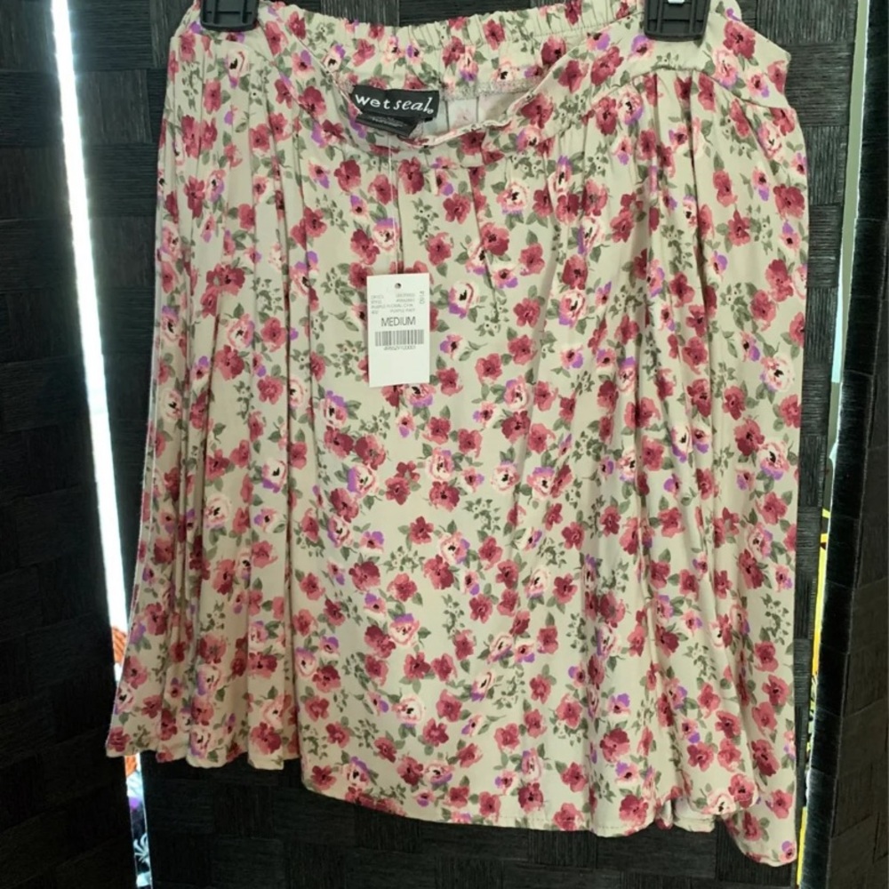 Wet seal floral skirt size medium